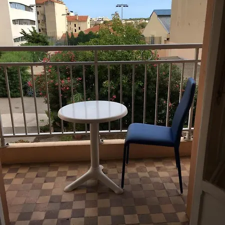 Centre-mer-veille Ville Αντίμπ